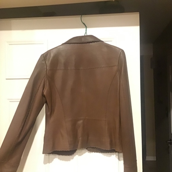 Leather jacket - Picture 7 of 12